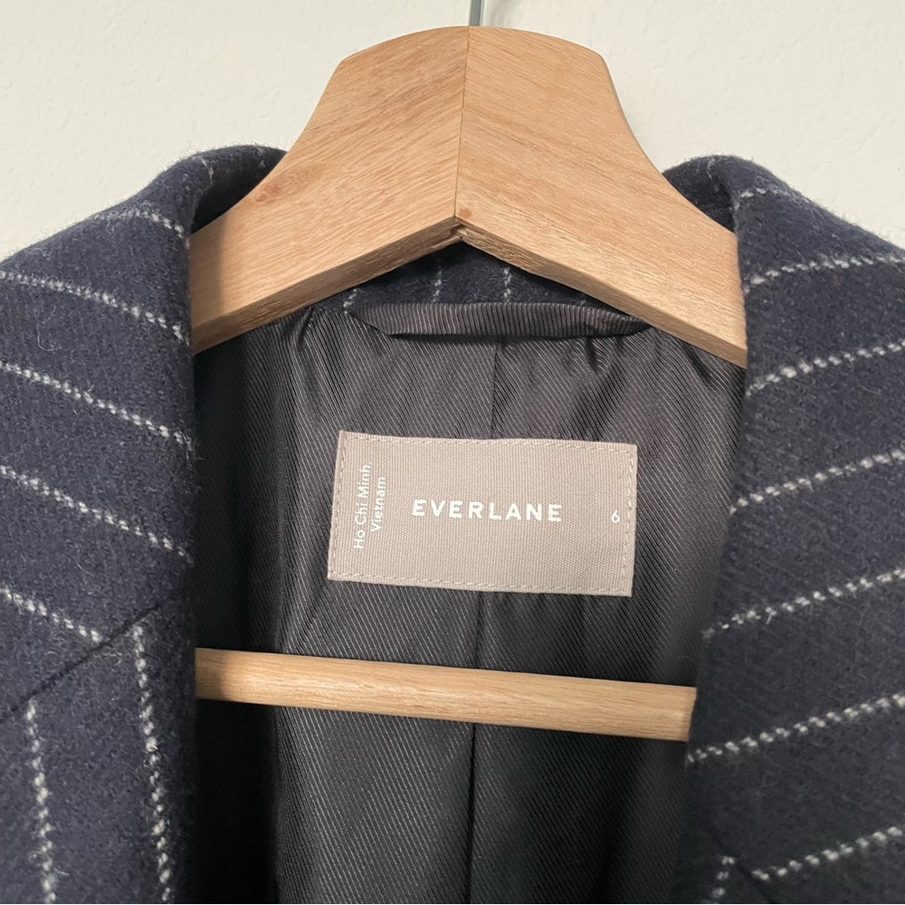 EVERLANE • oversized wool blend striped blazer jacket - Picture 3 of 4